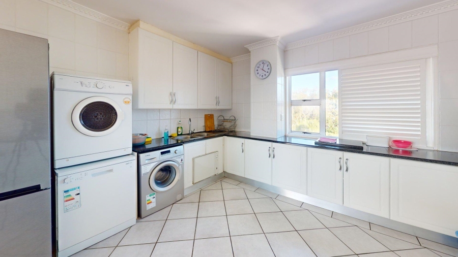 2 Bedroom Property for Sale in Brookes Hill Eastern Cape
